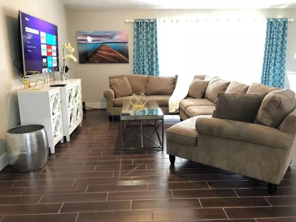 Parsley · New! Luxury, Near Disney & Universal. Sleep 9
