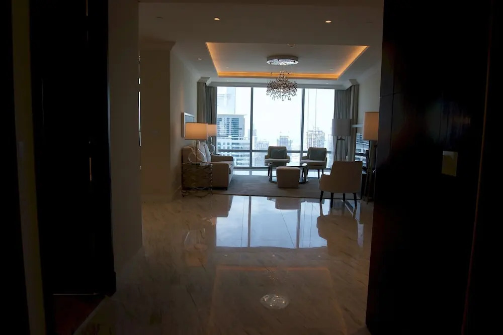 Ultimate Luxury & Views at the Fountains Dubai