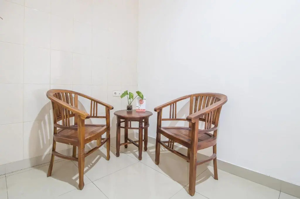 OYO 2836 Sekar Sari Residence