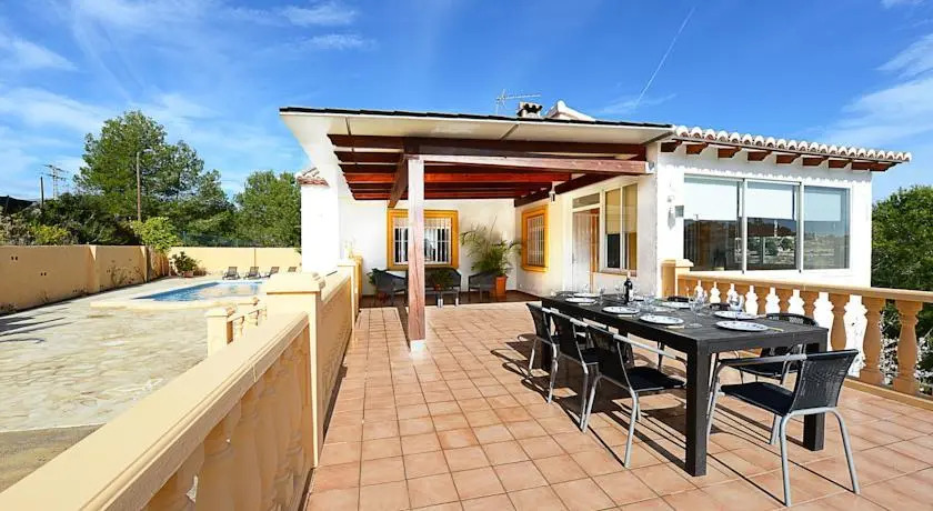 Villa Iris