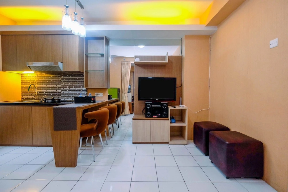 Strategic and Homey 1BR Kalibata City Apartment