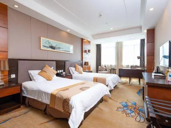 Guozhen Holiday Inn