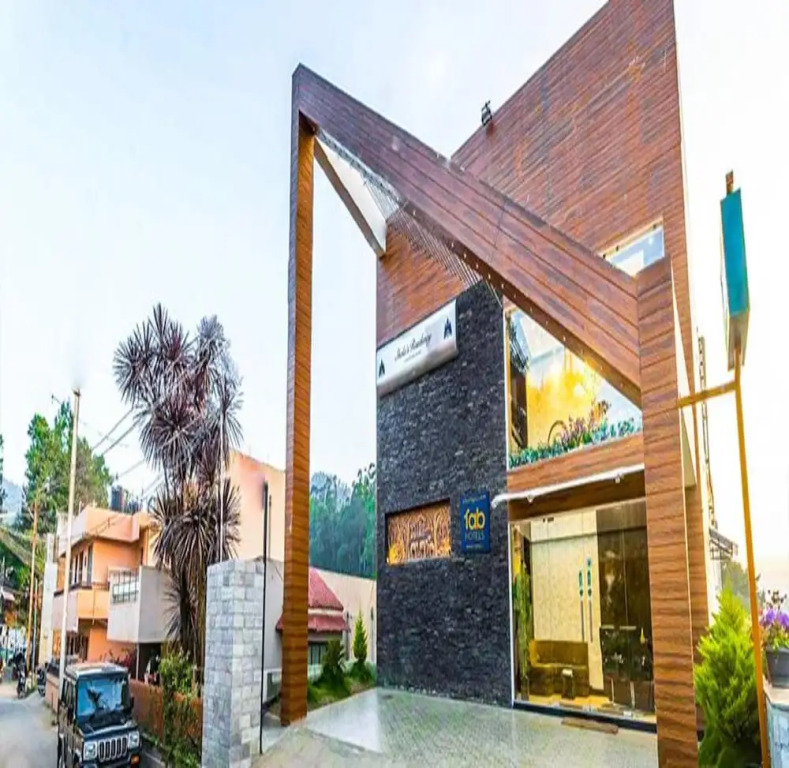 Treebo Sholas Residency