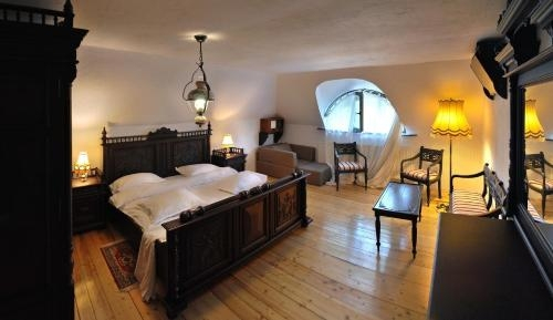 Casa Poveste Pensiunea-Muzeu