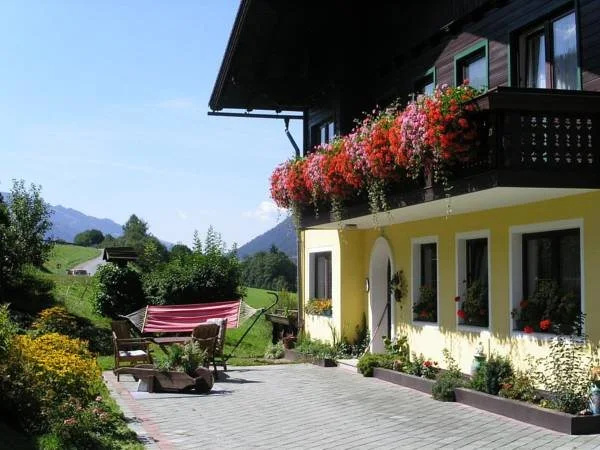 Stögergut by Schladming-Appartements