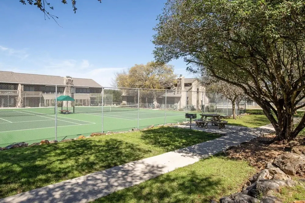 Deer Haven TBM 406 in New Braunfels