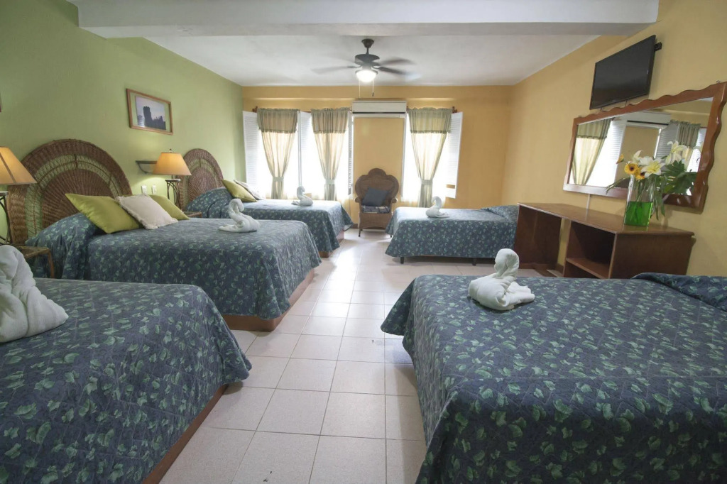 Hotel Santana