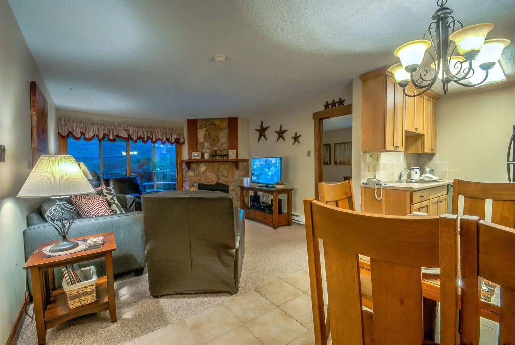 Ski-In/Ski-Out Condo with Shared Hot Tubs, Saunas, Patio, Shuttle to Ski Resort