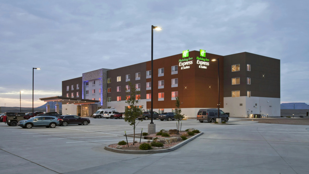 Holiday Inn Express & Suites Green River by IHG