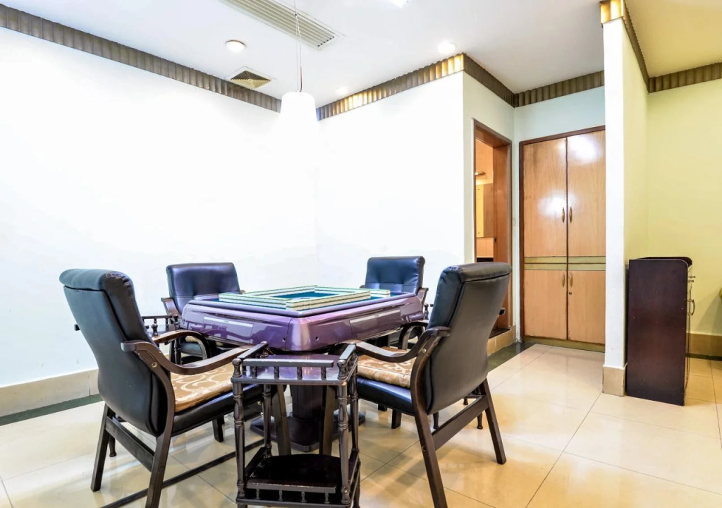 Eeril Hotel (Shenzhen Futian Convention and Exhibition Center Branch) 