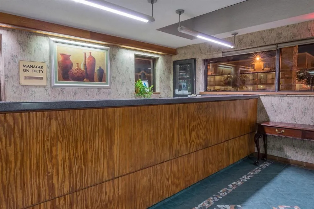 Days Inn Hurstbourne