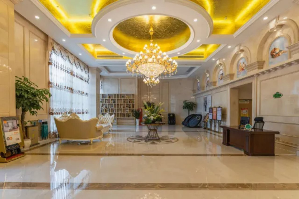Vienna International Hotel (Nanchang BayiSquare Shangshagou Station))