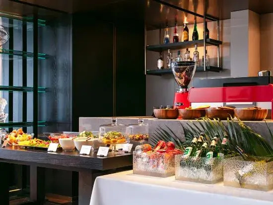 Park Plaza