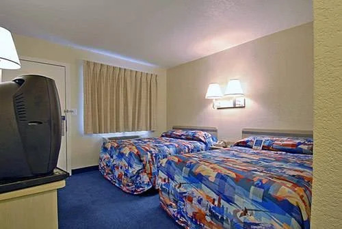 Motel 6 - Newark