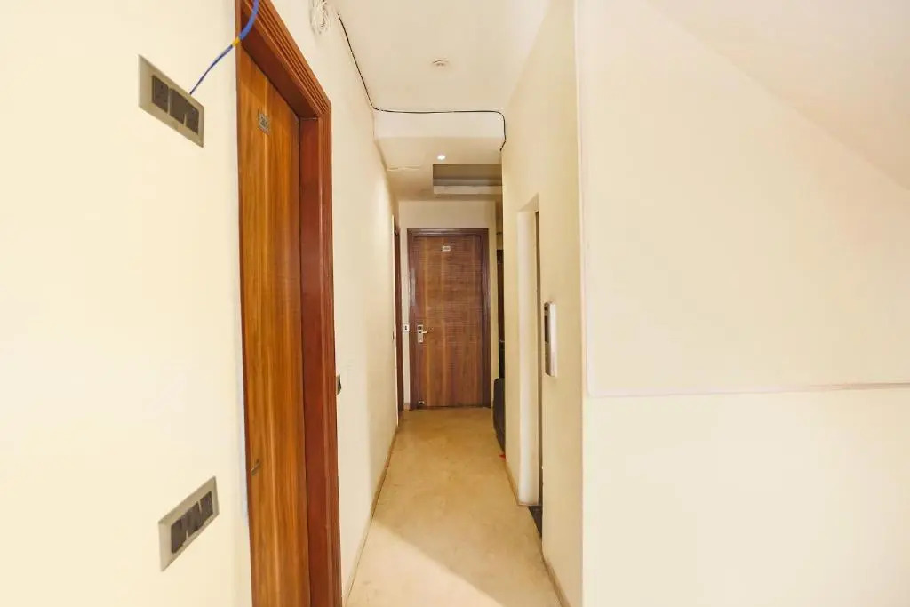 FabHotel Royal Touch - Patel Nagar