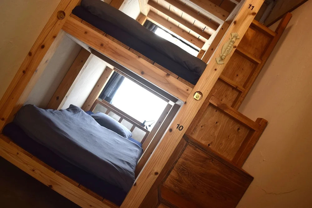 Guest House Golden Mile Hostel