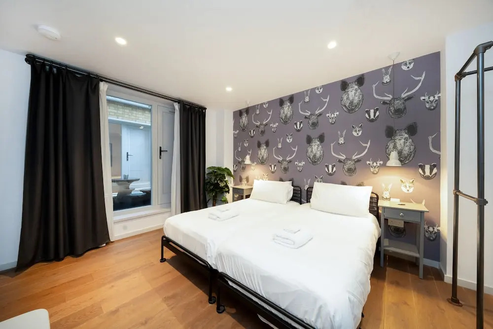 Crashpads Shoreditch Apartments - The Club Row Collection