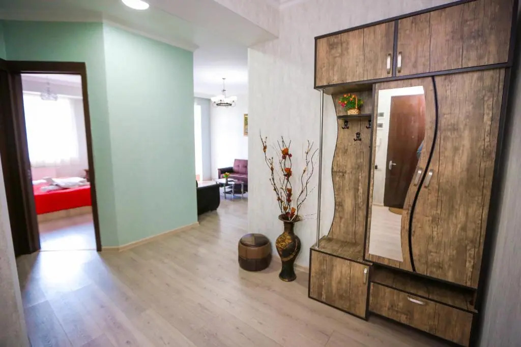 Happy Hub Apartment