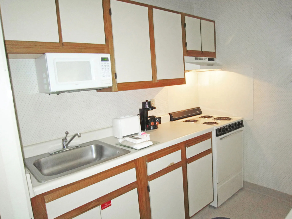 Suburban Studios Columbus East