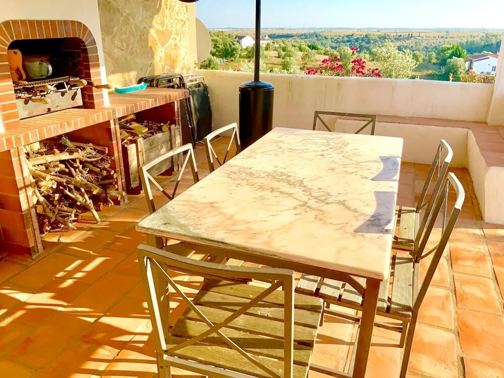 Villa With one Bedroom in Casais de Sao Bras , With Wonderful Mountain View, Shared Pool, Furnished Terrace