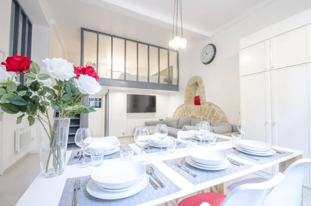 Luxury Apartment in Paris - Marais