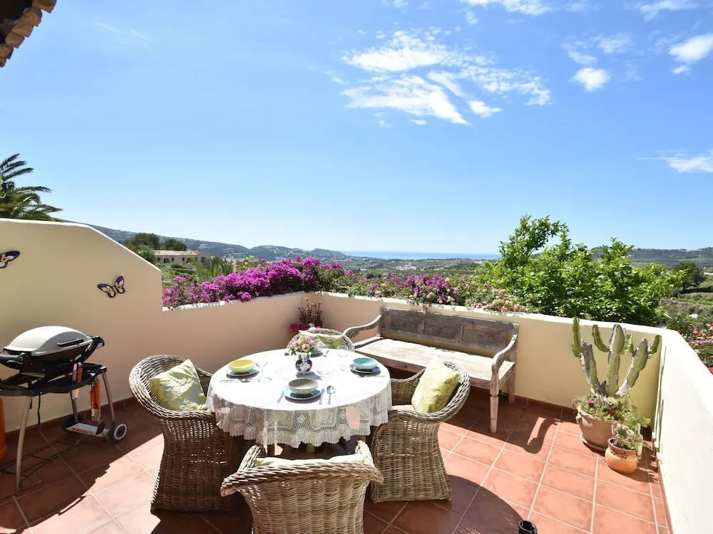 Coastal Villa Near Beaches