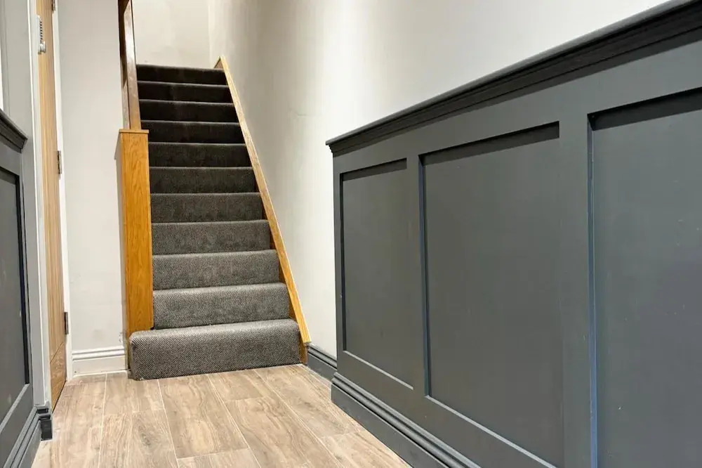 Apartment - Sleeps 2 - Pet Friendly - Parking