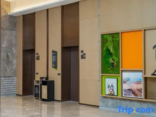 Home2 Suites By Hilton Jinan West Railway Station East Square