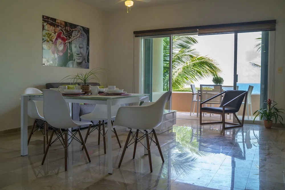 Costa Brava A3. Ocean View and Protected Beach Near Home