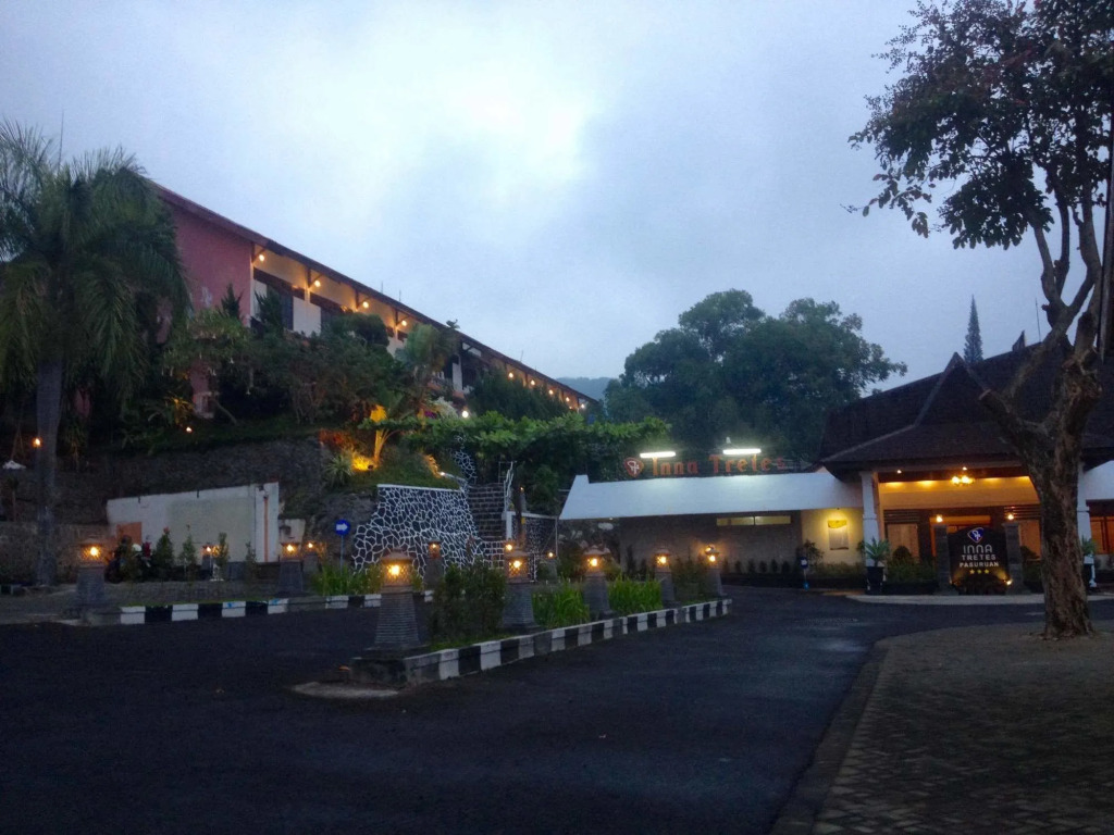 Inna Tretes Hotel & Resort