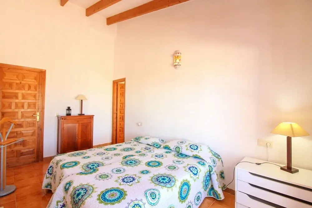 Villa Cucarres