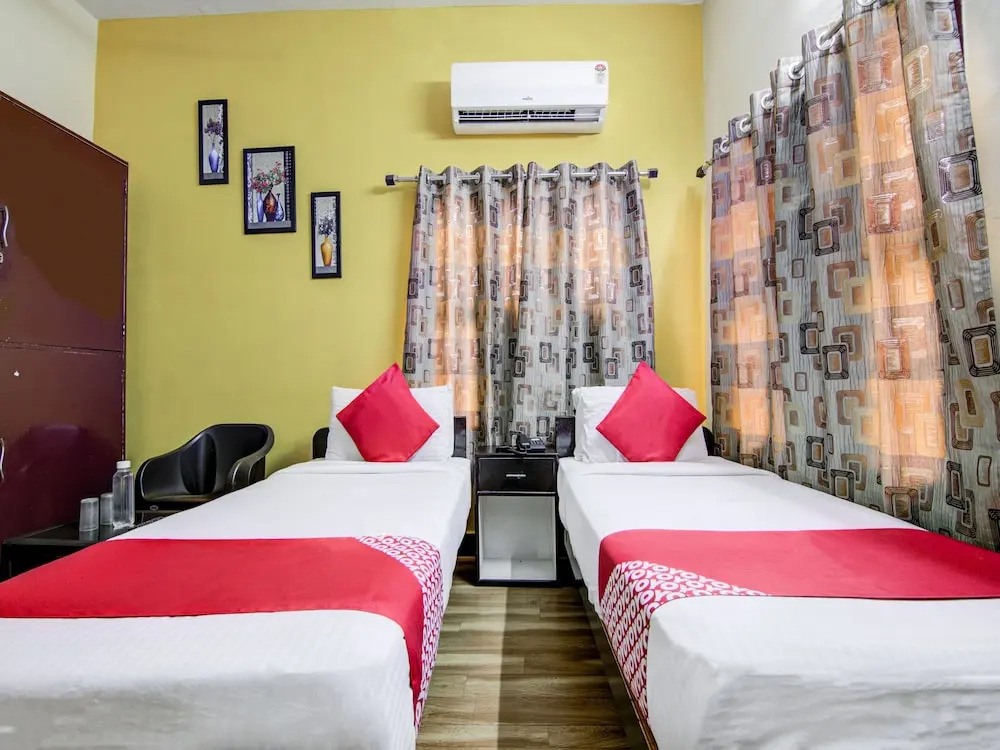 Sunrise Villas by OYO Rooms