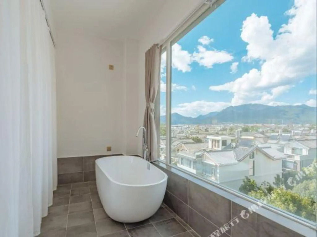 Yuqian Reflecting Snow Verdant Inn·Mootan Scenic Resort Stay