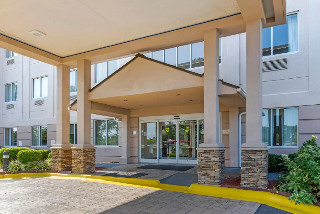 Comfort Suites Raleigh Walnut Creek