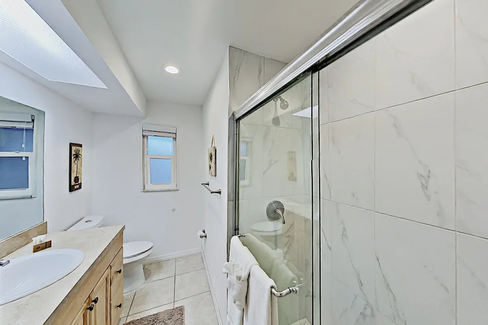 2983Binn 3 Bedroom Duplex