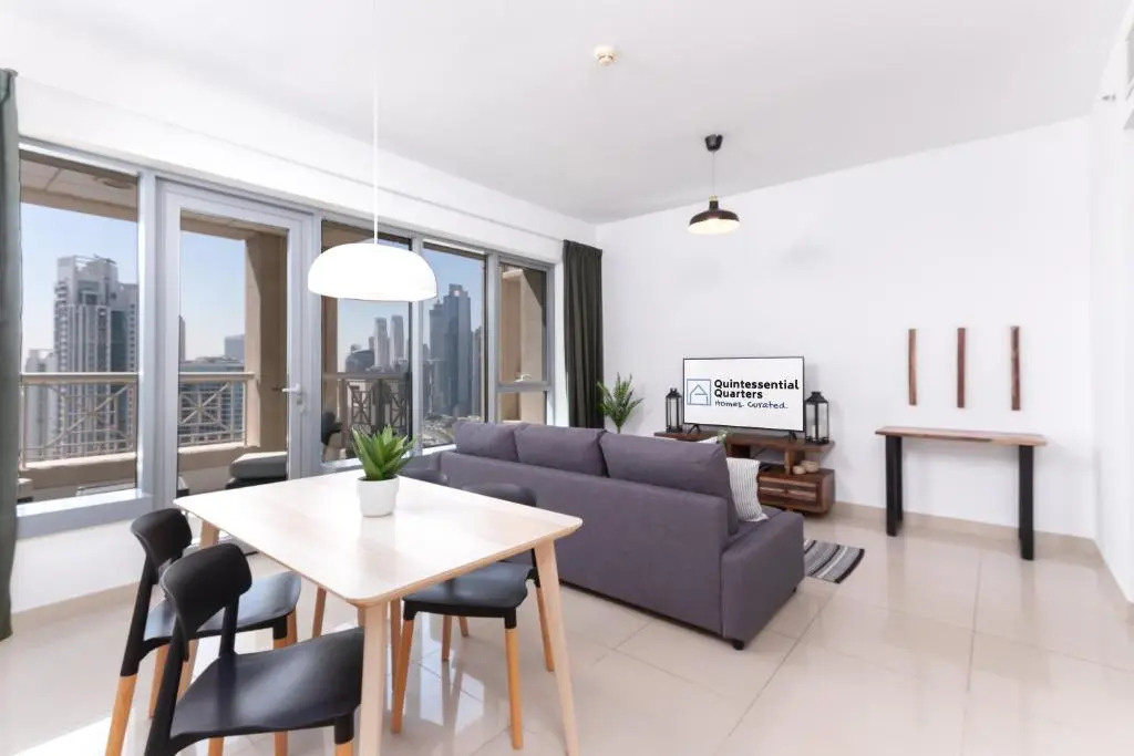 Quintessential Quarters: 29th Fl Views - Walk to Opera, Mall and Burj Khalifa