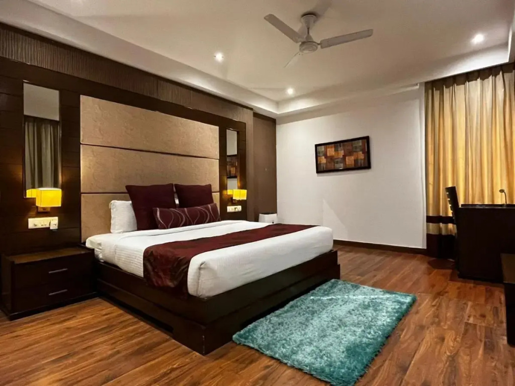 Yuhi Suites