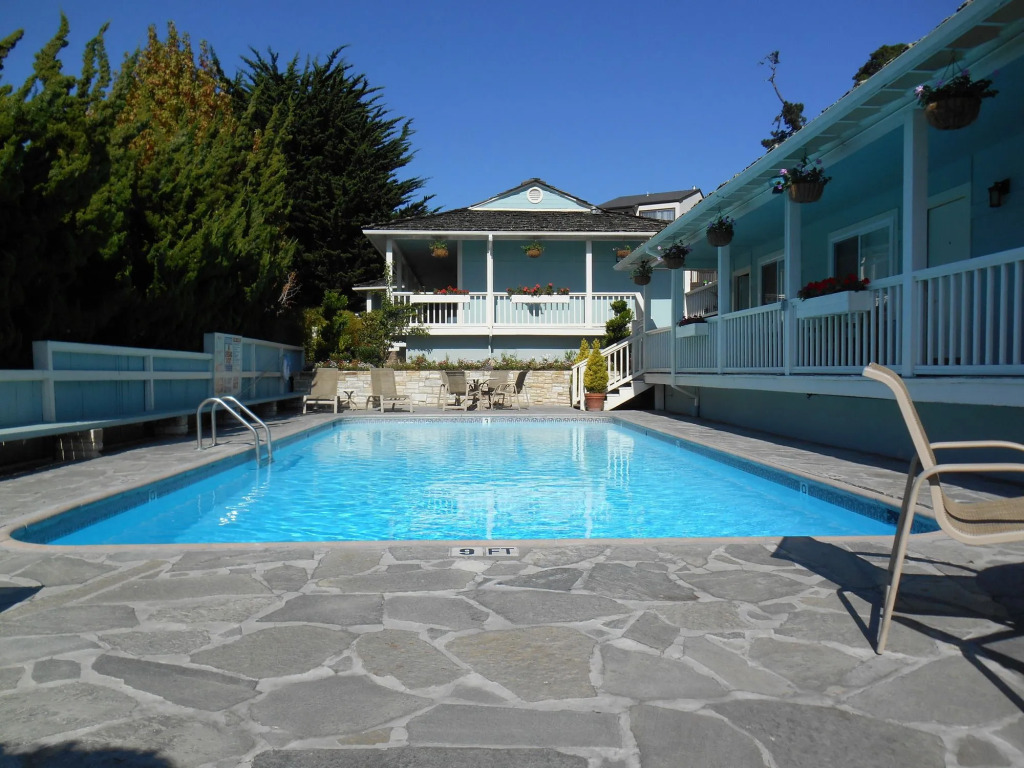 Carmel Bay View Inn