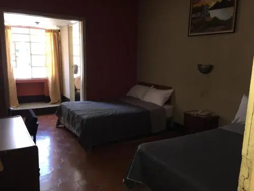 Hotel Mayesstic
