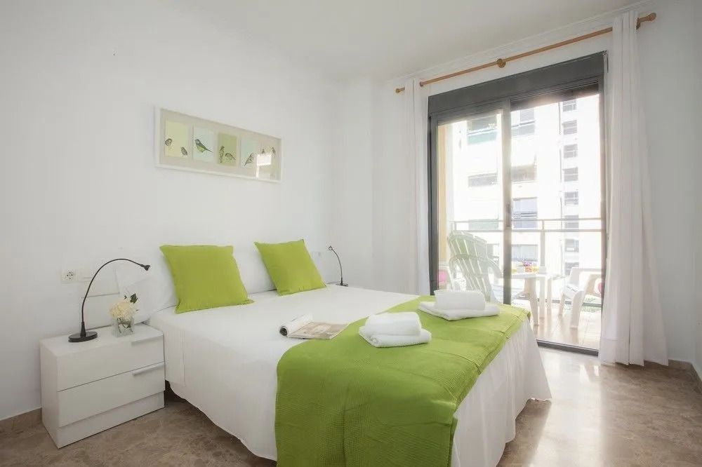 SingularStays Candela III