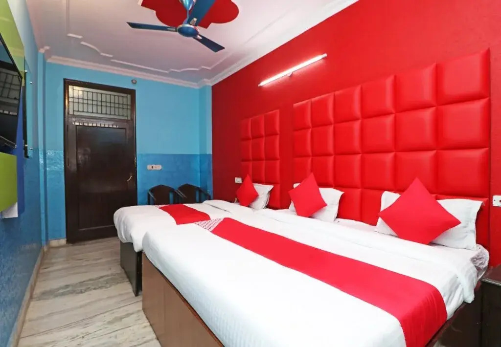 Pooja Hotel By OYO Rooms