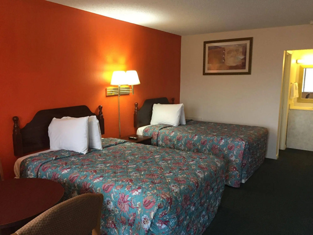 Economy Inn