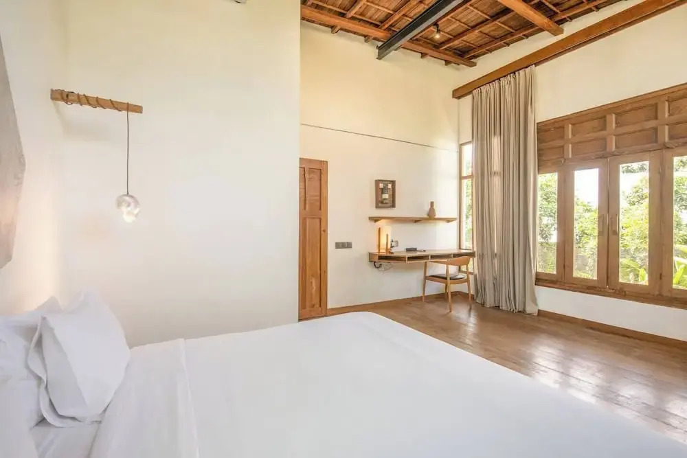 Serene 1BR Villa 800 to Echo Beach, with Pool