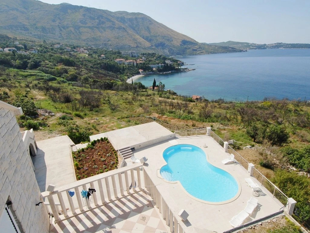 Apartments Marnic