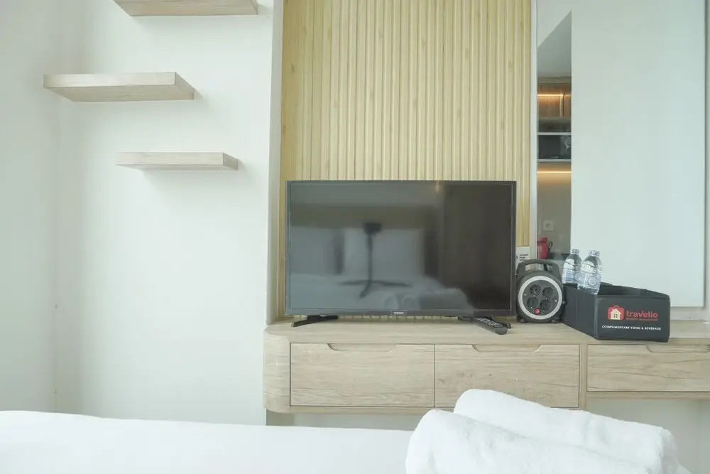 Nice And Stylisth Studio At Osaka Riverview Pik 2 Apartment