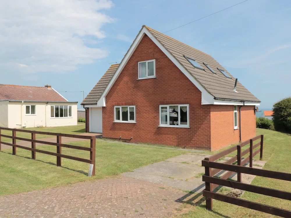 Sunny Crest - Uk34724