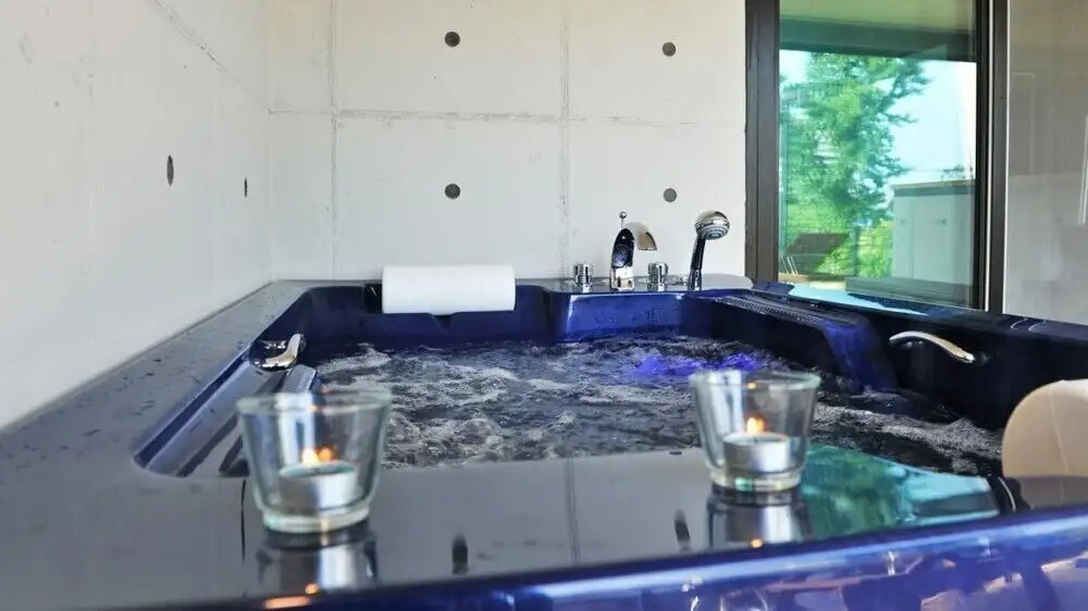 Eldorado Pool villa