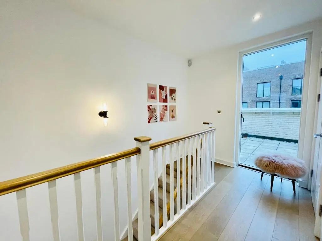 NEW Gorgeous 4BR Townhouse Inside The Olympic Park