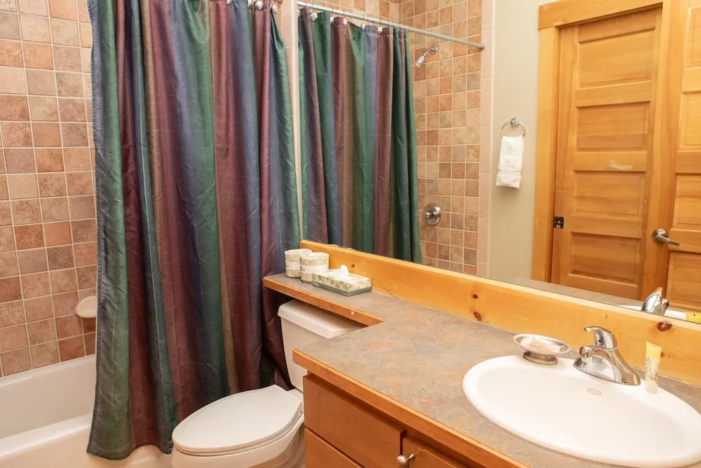 13 In The Pines 3 Bedroom Townhouse by RedAwning
