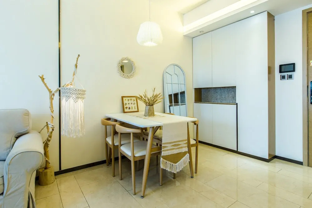 Guangzhou Xiwuju Service Apartment
